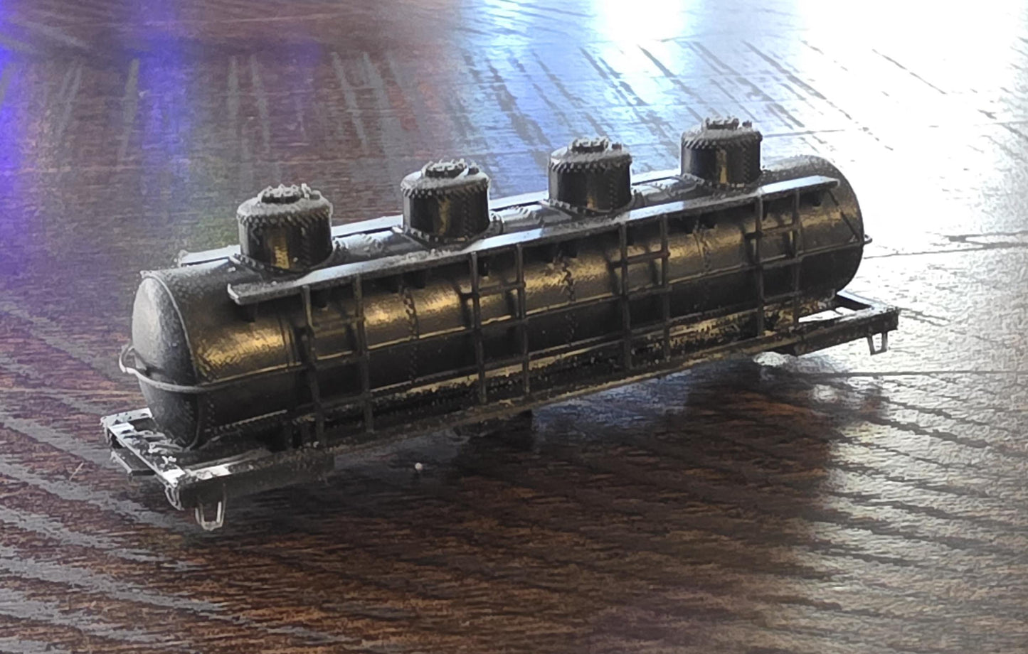 N scale UTLX Tank Car kits (and others)