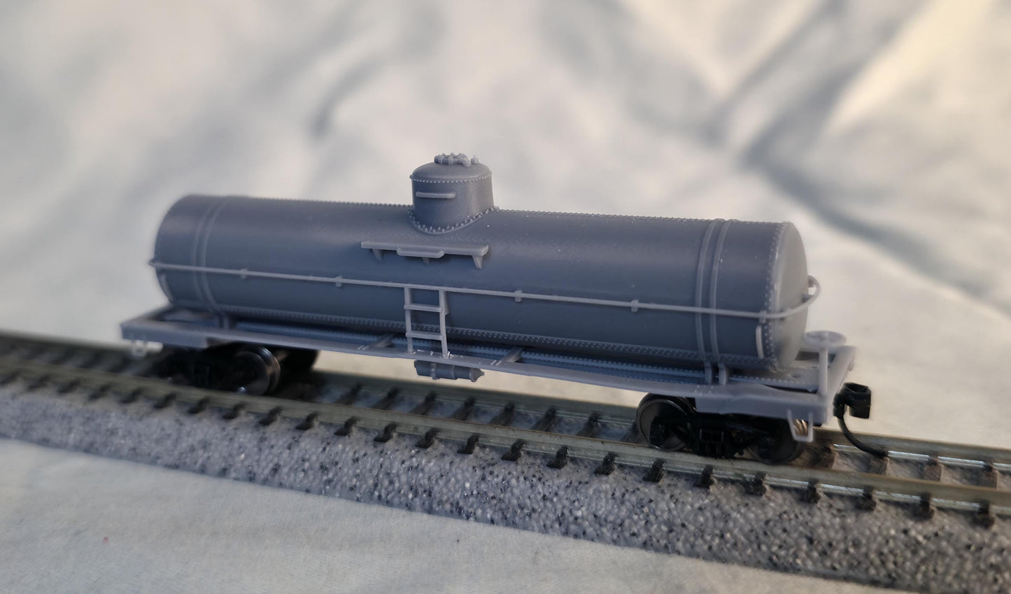 N Scale Southern Pacific Tank Car SP O-50-12/13 (UP O-50-7)