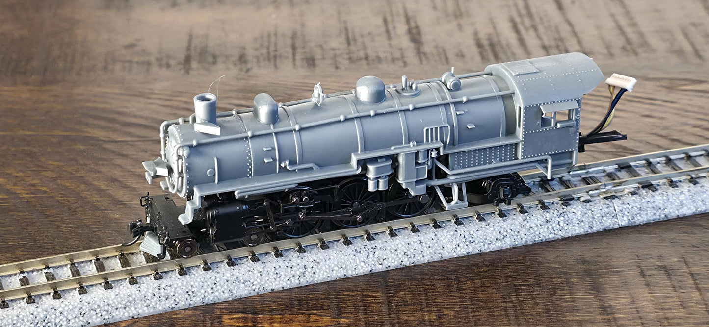 N scale Southern Pacific P-8/P-10 locomotive shells with tender options