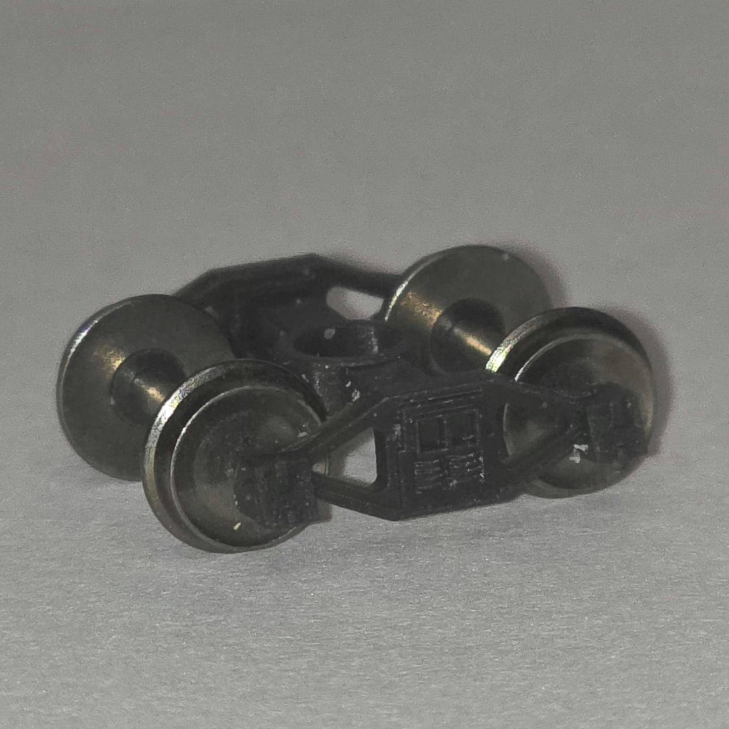 1-pair N scale T-section bettendorf trucks w/o couplers and w/ fine scale metal wheels